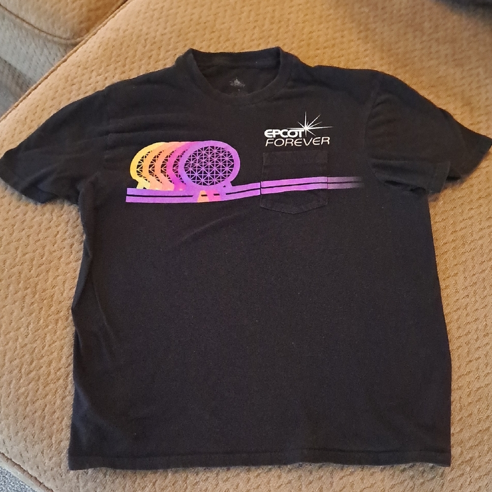Disney Parks Black Mens Epcot Forever Pocket T-shirt Size:Small